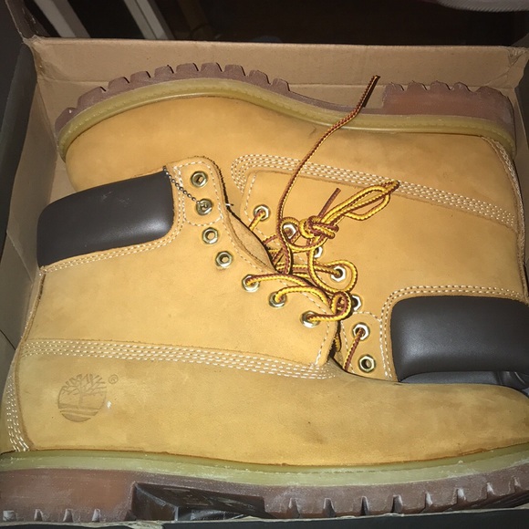 Size 10 man timberland boots main image 4